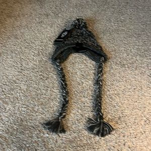 Pola pom-pom hat for dogs size XL/TG colours, white black and blue new w/tags